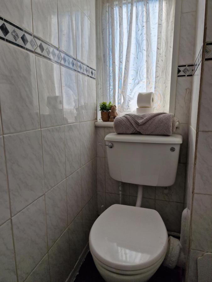 Double Room With Excellent Views - Central 런던 외부 사진